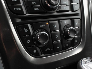 Хетчбэк Opel Astra 2012 года, 999000 рублей, Волгоград