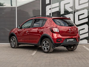Хетчбэк Renault Sandero Stepway 2018 года, 1320000 рублей, Краснодар