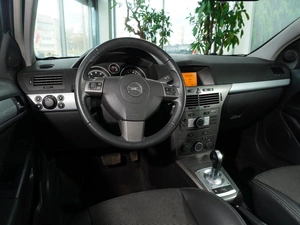 Хетчбэк Opel Astra GTC 2006 года, 589555 рублей, Тверь