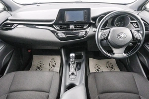 Внедорожник Toyota C-HR 2017 года, 1869000 рублей, Красноярск