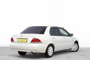 Седан Mitsubishi Lancer 2004 года, 399000 рублей, Барнаул