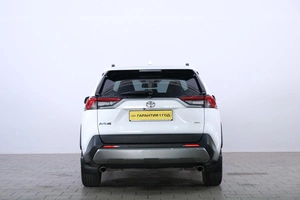 Внедорожник Toyota RAV4 2021 года, 3799000 рублей, Омск