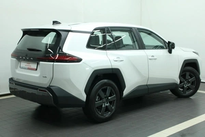 Внедорожник Toyota RAV4 2026 года, 4295000 рублей, Красноярск