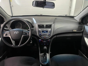 Седан Hyundai Solaris 2015 года, 1040000 рублей, Ярославль