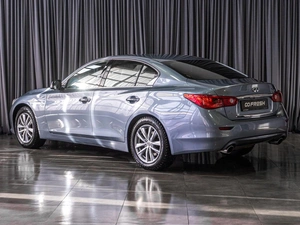 Седан Infiniti Q50 2015 года, 1834000 рублей, Тюмень