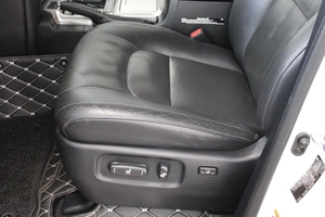 Внедорожник Toyota Land Cruiser 2019 года, 7997000 рублей, Красноярск