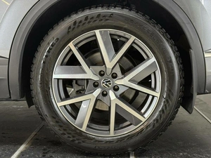 Внедорожник Volkswagen Touareg 2019 года, 4550000 рублей, Красноярск