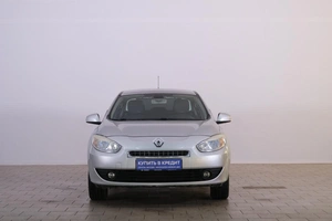 Седан Renault Fluence 2011 года, 749000 рублей, Омск