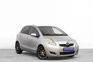 Хетчбэк Toyota Yaris 2009 года, 489000 рублей, Барнаул