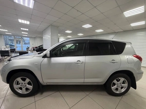 Внедорожник Toyota RAV4 2008 года, 1025000 рублей, Ачинск