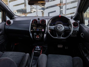 Хетчбэк Nissan Note 2017 года, 1100000 рублей, Краснодар