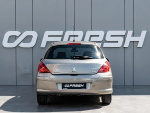 Хетчбэк Peugeot 308 2010 года, 570000 рублей, Краснодар