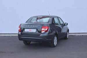 Седан ВАЗ (LADA) Granta 2021 года, 900000 рублей, Курск