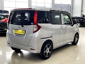 Минивэн Toyota Roomy 2020 года, 957000 рублей, Солонцы