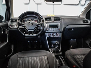 Седан Volkswagen Polo 2016 года, 990000 рублей, Муром
