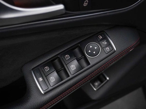 Седан Mercedes-benz CLA-класс 2016 года, 2098444 рублей, Москва