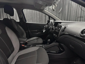 Внедорожник Renault Kaptur 2021 года, 1549000 рублей, Красноярск