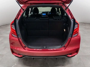 Хетчбэк Honda Fit 2017 года, 1180000 рублей, Красноярск