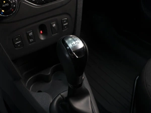 Хетчбэк Renault Sandero Stepway 2016 года, 1120000 рублей, Омск