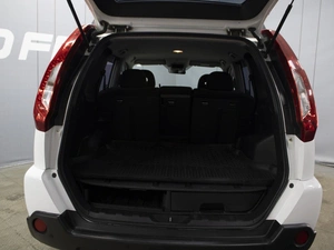 Внедорожник Nissan X-Trail 2013 года, 1520000 рублей, Омск