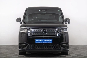 Минивэн Honda Stepwgn Spada 2022 года, 3259000 рублей, Томск