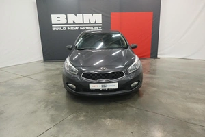 Хэтчбек Kia Ceed 2012 года, 1045000 рублей, Курск