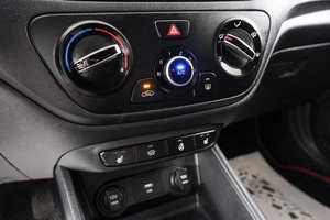Седан Hyundai Solaris 2024 года, 2249000 рублей, Красноярск