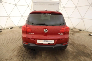 Внедорожник Volkswagen Tiguan 2011 года, 1560000 рублей, Обнинск