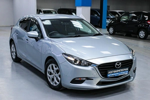 Седан Mazda Axela 2017 года, 1378000 рублей, Солонцы