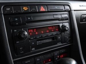 Седан Audi A4 2004 года, 1020000 рублей, Волгоград