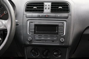 Седан Volkswagen Polo 2017 года, 949000 рублей, Омск