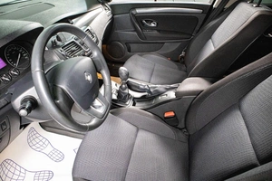 Лифтбек Renault Laguna 2008 года, 1049000 рублей, Сургут