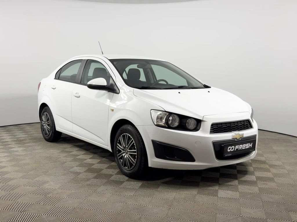 Седан Chevrolet Aveo 2014 года, 943200 рублей, Казань