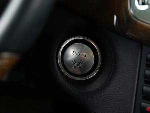 Седан Mercedes-benz CLS-класс 2012 года, 2839444 рублей, Москва