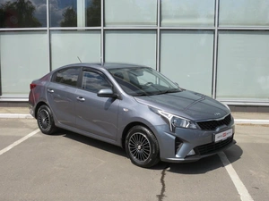 Седан Kia Rio 2020 года, 1875000 рублей, Брянск