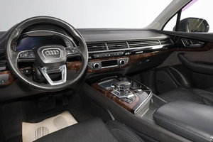 Внедорожник Audi Q7 2015 года, 3499000 рублей, Новосибирск