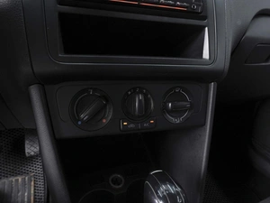 Седан Volkswagen Polo 2016 года, 950000 рублей, Ростов-на-Дону