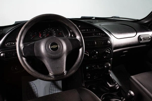 Внедорожник Chevrolet Niva 2016 года, 599000 рублей, Сургут