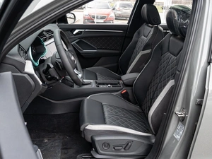 Внедорожник Audi Q3 2025 года, 5150000 рублей, Краснодар