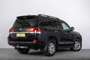 Внедорожник Toyota Land Cruiser 2018 года, 6739000 рублей, Томск