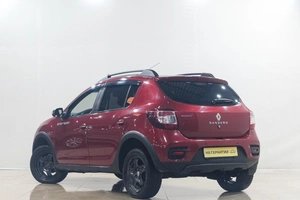 Хетчбэк Renault Sandero Stepway 2018 года, 1369000 рублей, Новокузнецк