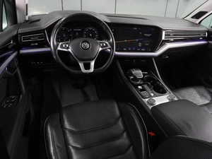 Внедорожник Volkswagen Touareg 2018 года, 4949000 рублей, Воронеж