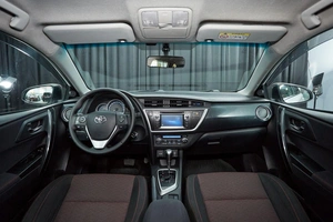 Универсал Toyota Auris 2014 года, 987000 рублей, Красноярск