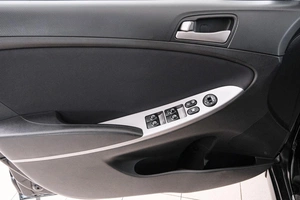 Хетчбэк Hyundai Solaris 2015 года, 999000 рублей, Красноярск