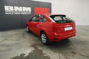 Хэтчбек Ford Focus 2011 года, 810000 рублей, Курск