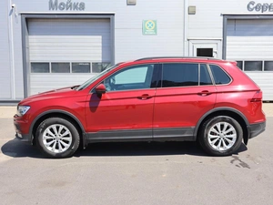 Внедорожник Volkswagen Tiguan 2020 года, 2470000 рублей, Курск