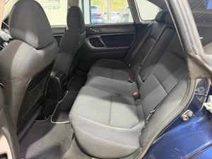 Седан Subaru Legacy 2003 года, 699000 рублей, Красноярск