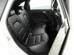 Хетчбэк Mercedes-benz B-класс 2015 года, 1577077 рублей, Москва