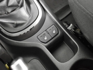Седан Kia Rio 2015 года, 875200 рублей, Казань