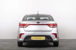 Седан Kia Rio 2017 года, 1399000 рублей, Томск
